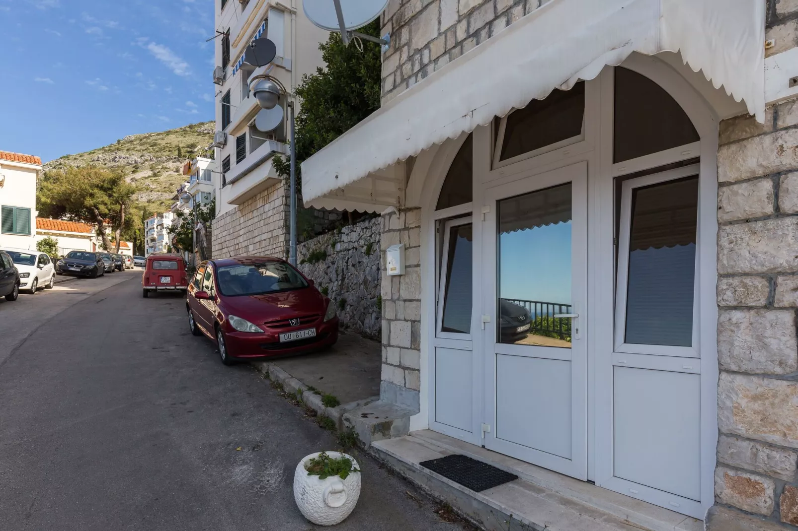 Studio Adriatic View - Studio Apartment with Sea View-Outdoor