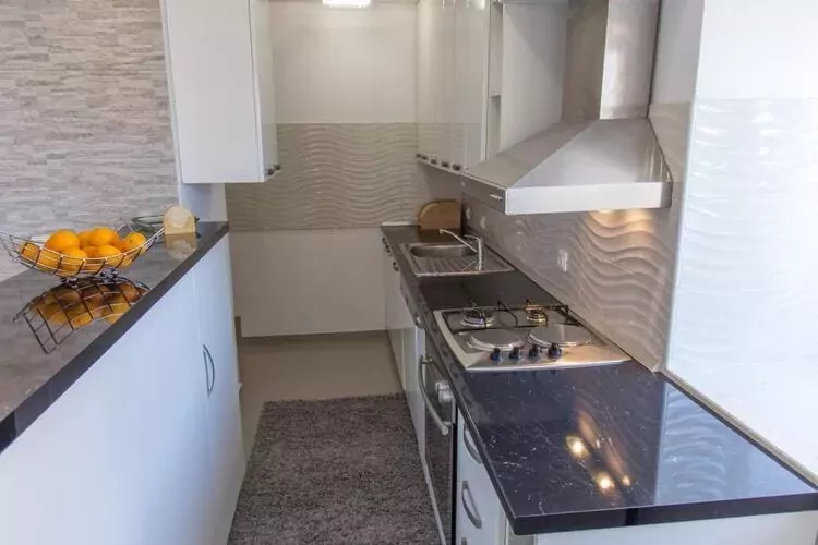 Apartment Mojaš - Two Bedroom Apartment with Terrace-Kitchen