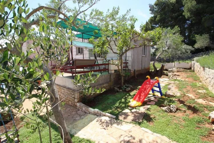 Apartments Radojković Lumbarda -One Bedroom Apartment with Terrace and Partial Sea View(A1)-Gardens summer