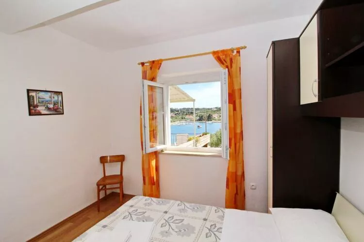 Apartments Radojković Lumbarda - Comfort Two Bedroom Apartment with Terrace and Sea View (A2)