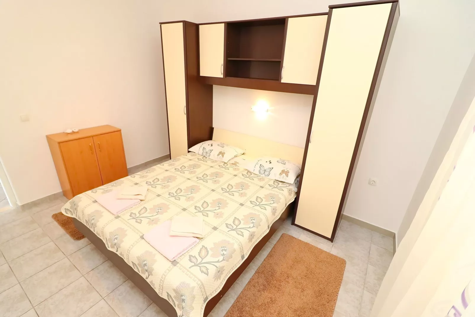 Apartments Radojković Lumbarda - Comfort Two Bedroom Apartment with Terrace and Sea View (A2)-Bedroom