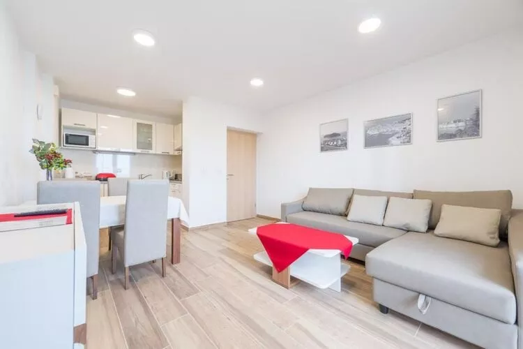 Apartment Luce Royal - One Bedroom Apartment with Balcony and Sea View-Living room