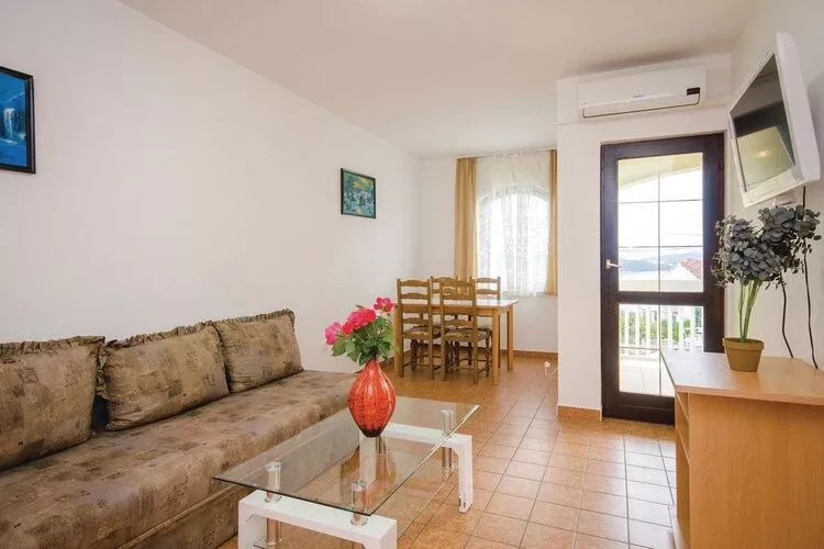 Apartments Čiovo - Family One Bedroom Apartment with Terrace (A1)-Intérieur