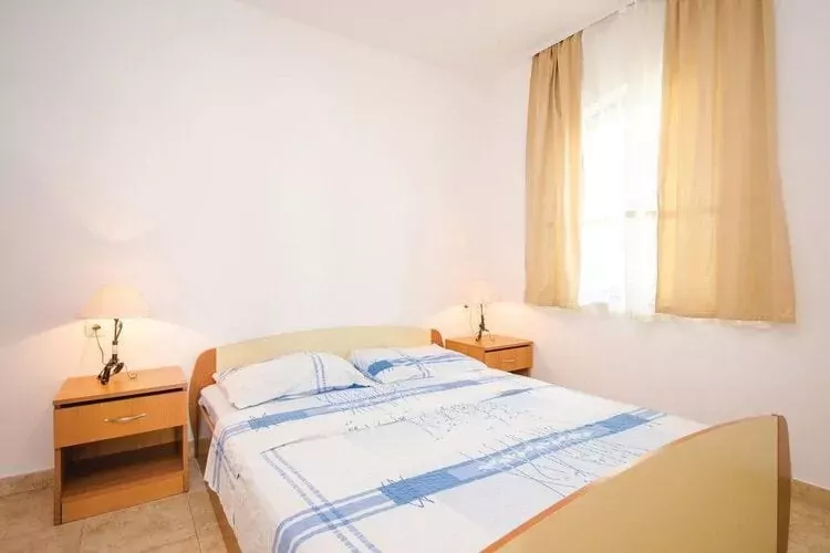 Apartments Čiovo - Comfort One Bedroom Apartment with Terrace (A2)-Chambre