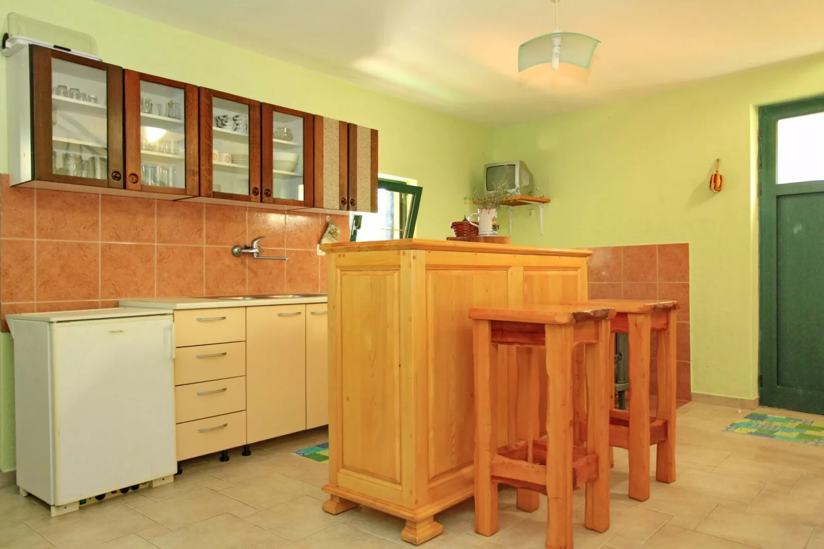 Stone House Oreb's Cottage - Two Bedroom Stone House with Terrace and Garden View-Cuisine