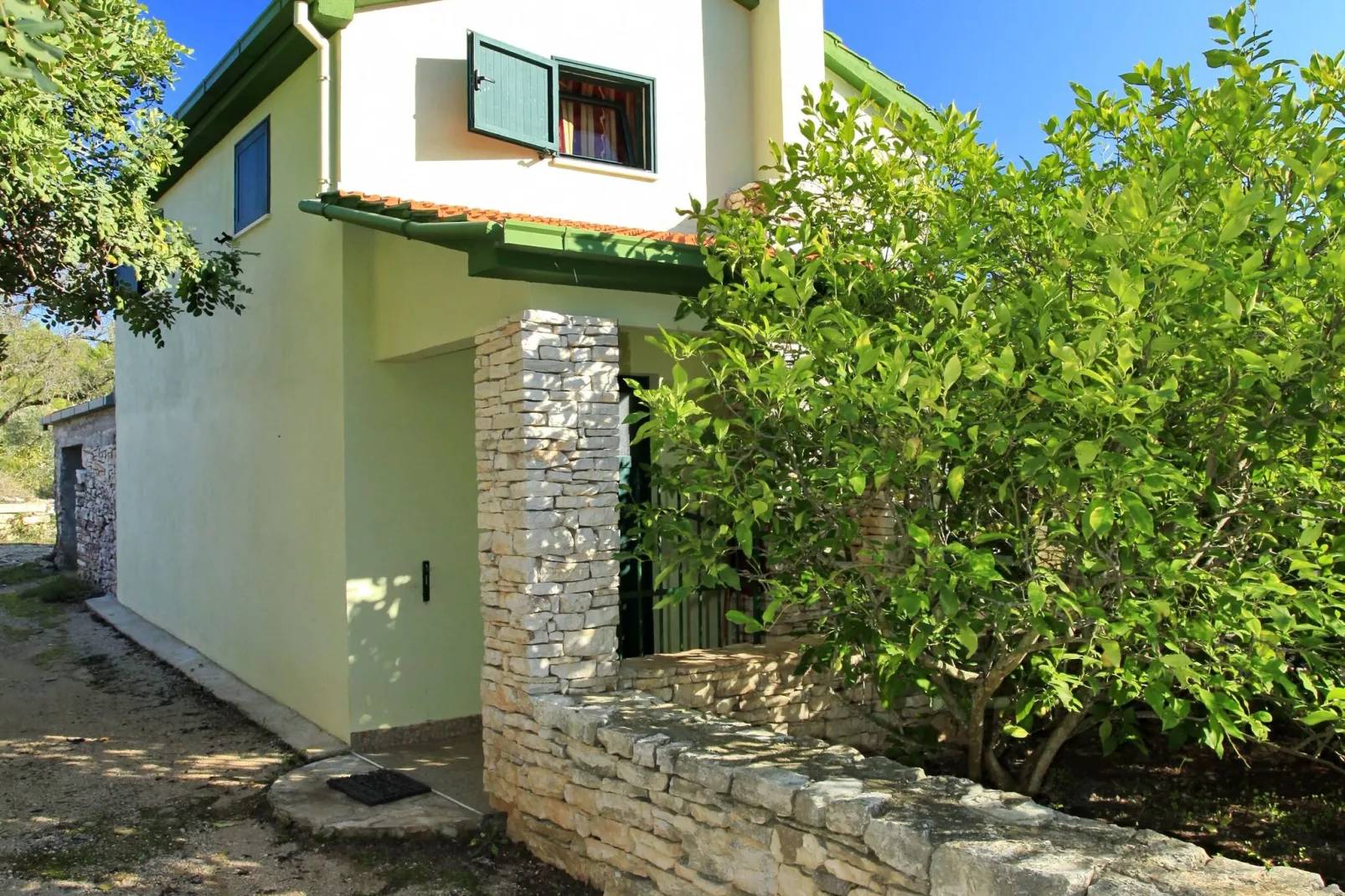 Stone House Oreb's Cottage - Two Bedroom Stone House with Terrace and Garden View-Extérieur