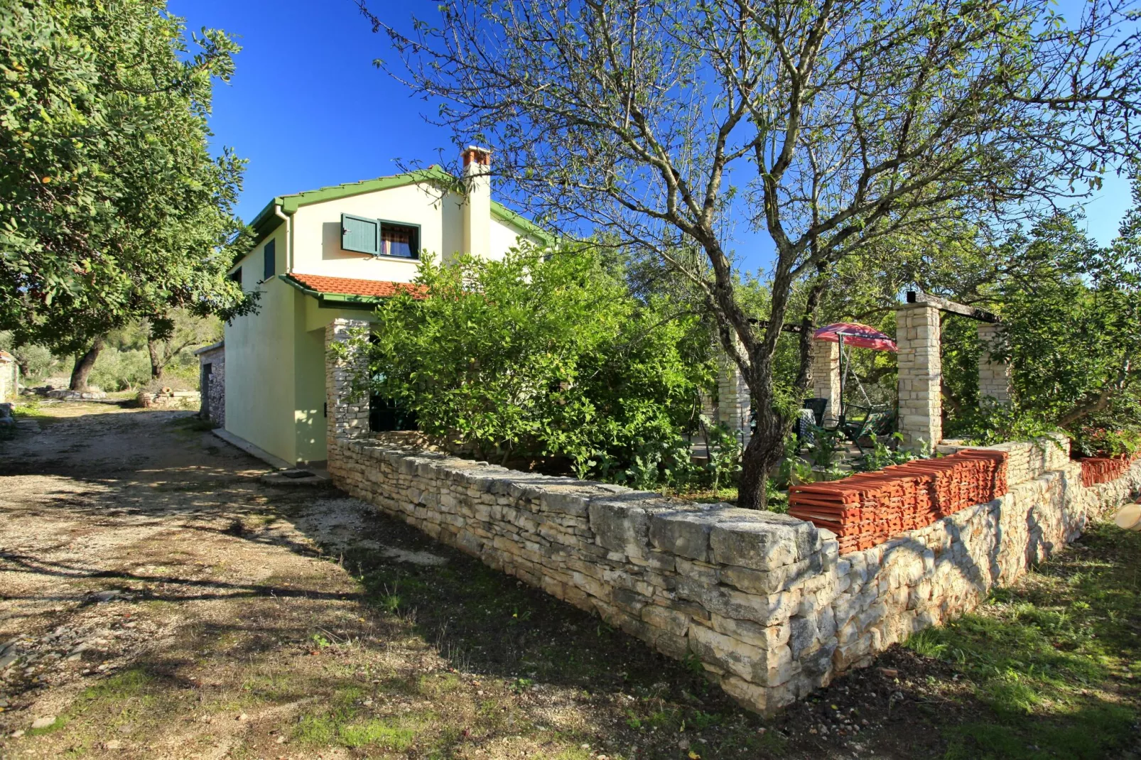 Stone House Oreb's Cottage - Two Bedroom Stone House with Terrace and Garden View-Extérieur
