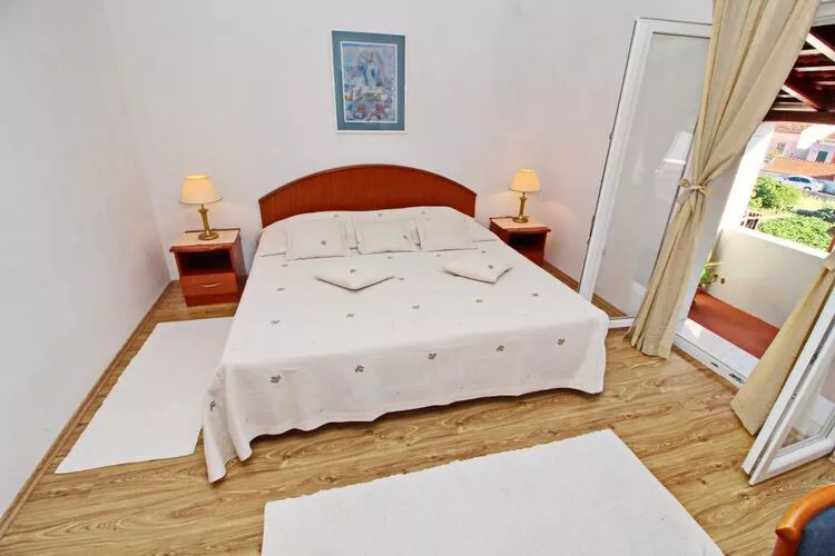 Apartment Lucija Vela Luka - Two Bedroom Apartment with Terrace and Garden View-Schlafzimmer