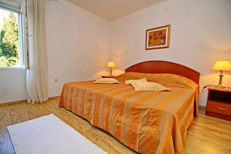 Apartment Lucija Vela Luka - Two Bedroom Apartment with Terrace and Garden View-Schlafzimmer