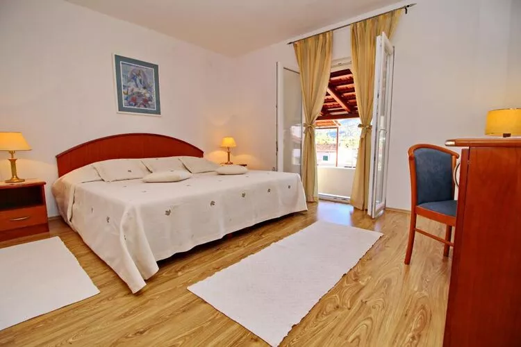 Apartment Lucija Vela Luka - Two Bedroom Apartment with Terrace and Garden View-Schlafzimmer