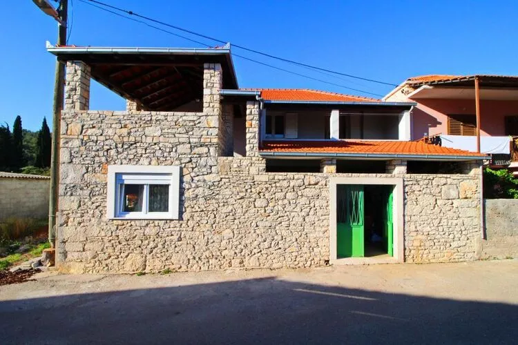 Apartment Lucija Vela Luka - Two Bedroom Apartment with Terrace and Garden View-Außenbereich
