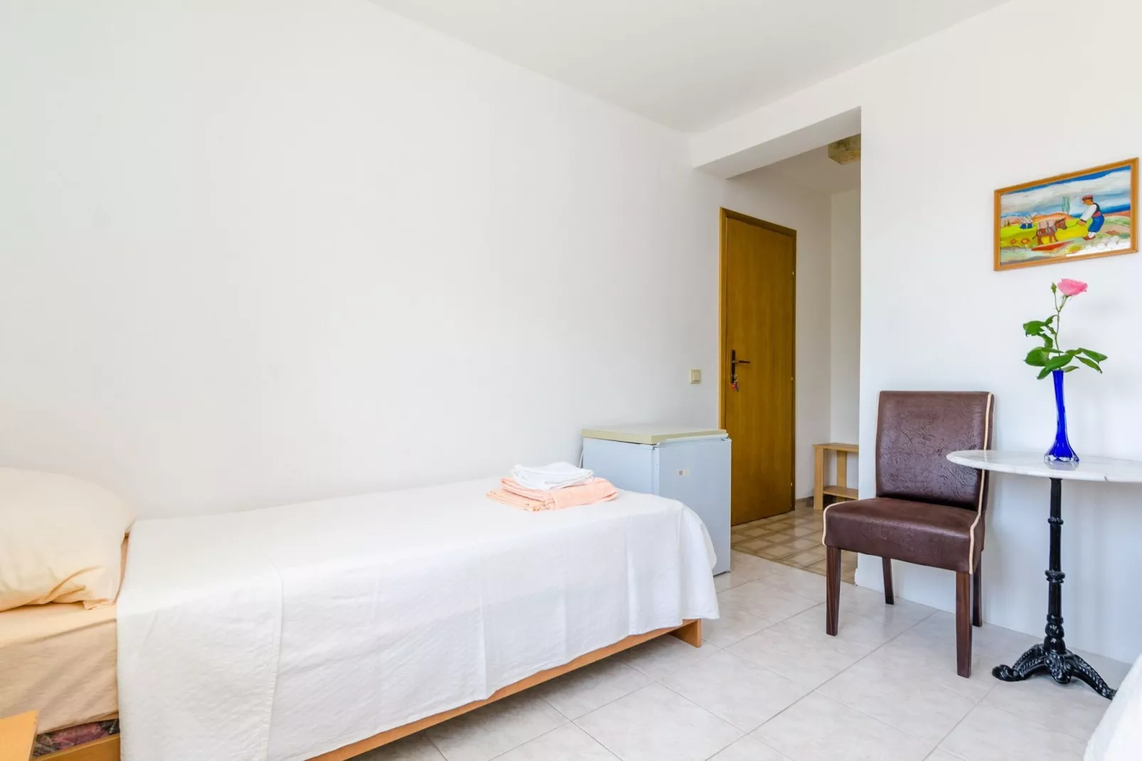 Villa Bind - Twin Room with Patio and Garden View (R1)-Bedroom