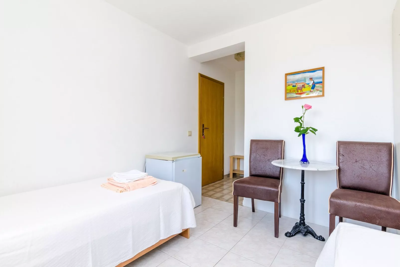 Villa Bind - Twin Room with Patio and Garden View (R1)-Bedroom
