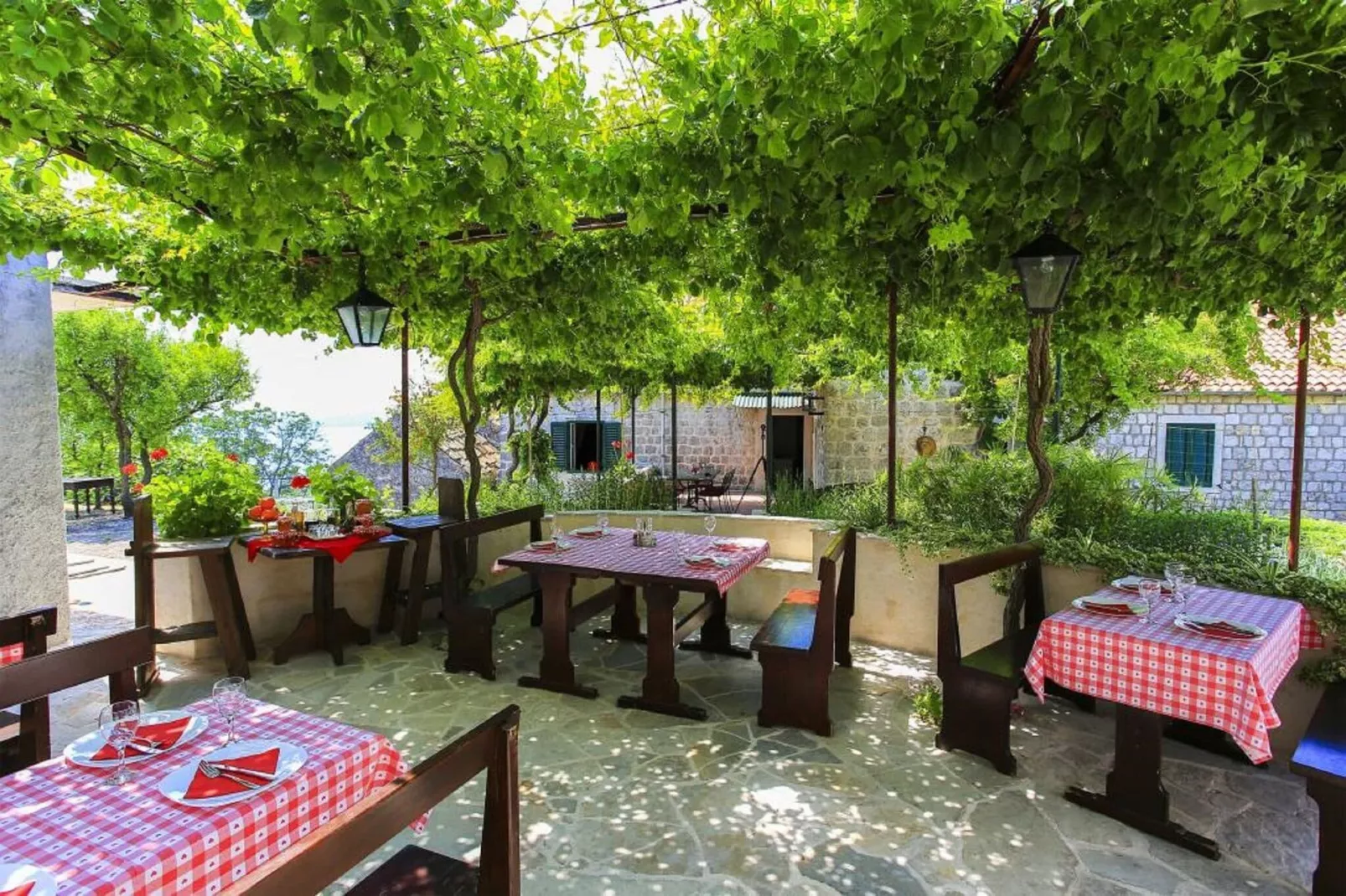 Apartment&Rooms Savonari - Superior Double Room with Balcony and Sea View (Soba 1)-Facilities