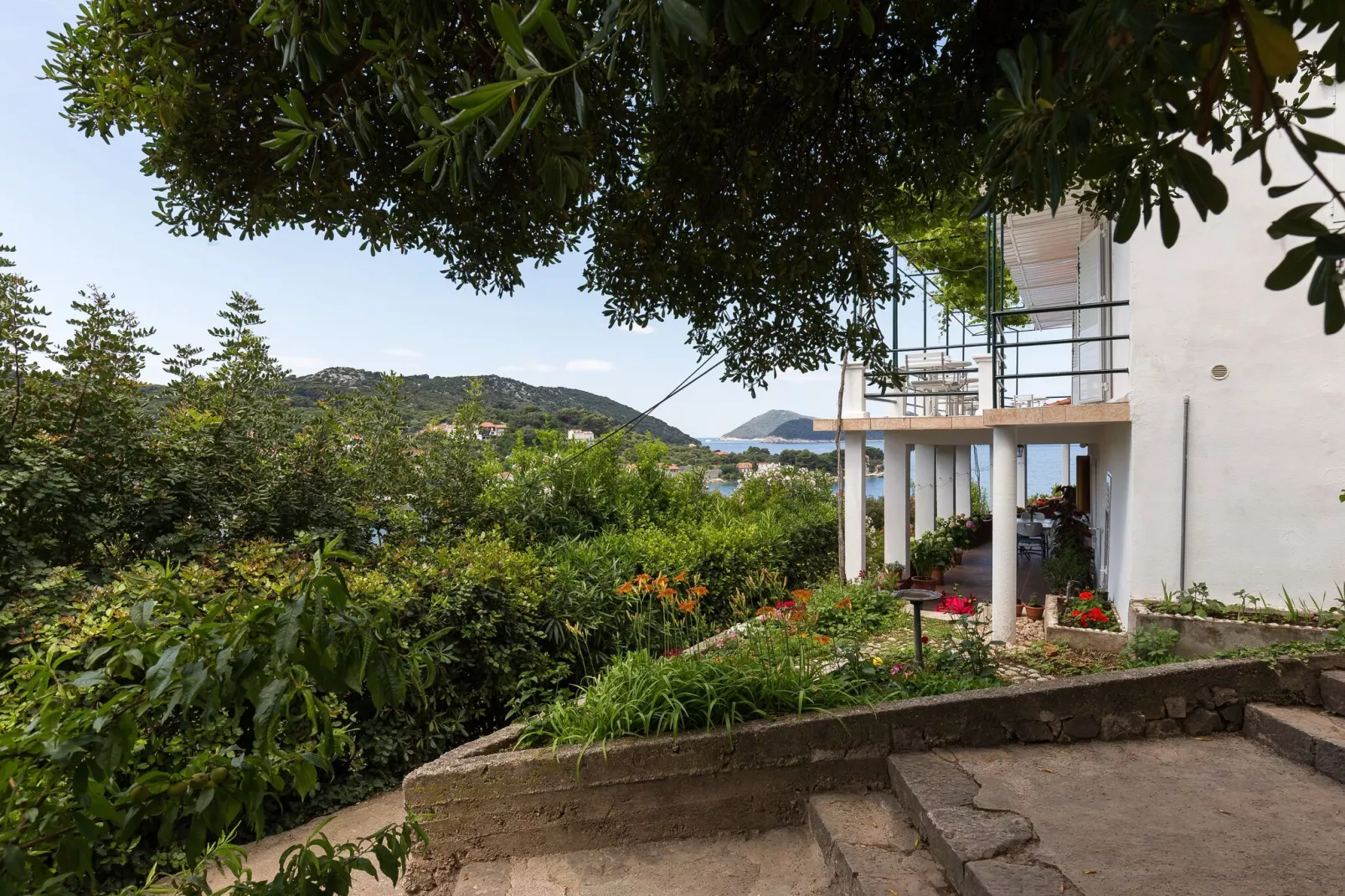 Apartments Miskovic - Studio Apartment with Balcony and Sea View (East)-Outdoor