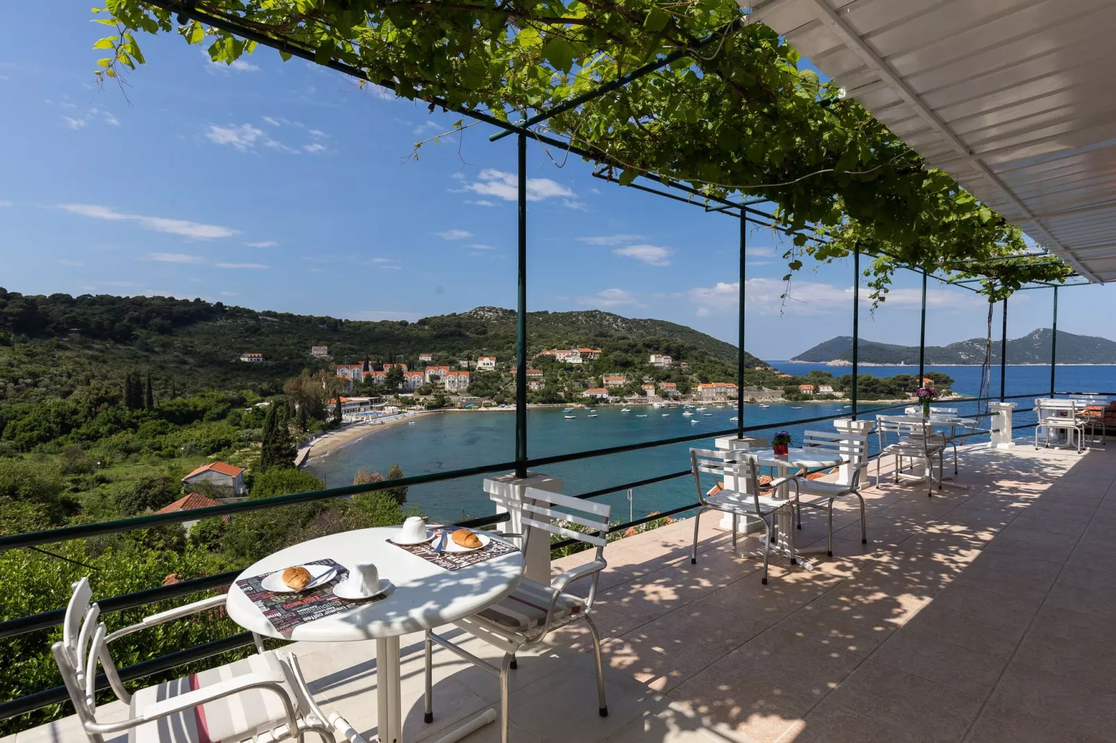 Apartments Miskovic - Studio Apartment with Balcony and Sea View (East)-Terrace