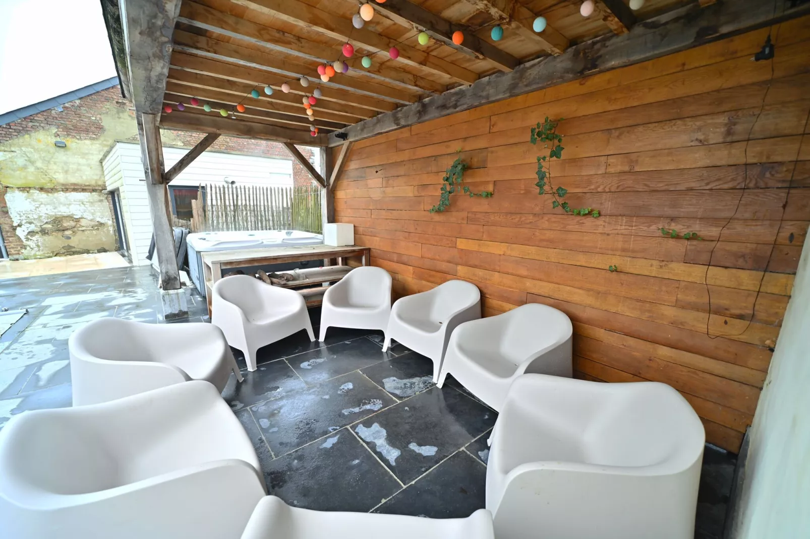 Amilla-Terrace balcony