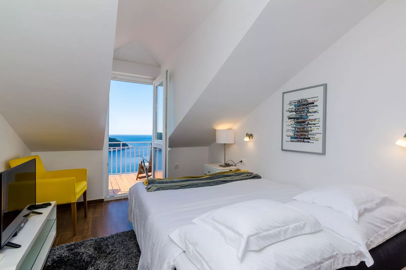 Amorino of Dubrovnik Apartment - Two Bedroom Apartment with Terrace and Sea View (Apartment Ruzmarin)-Chambre