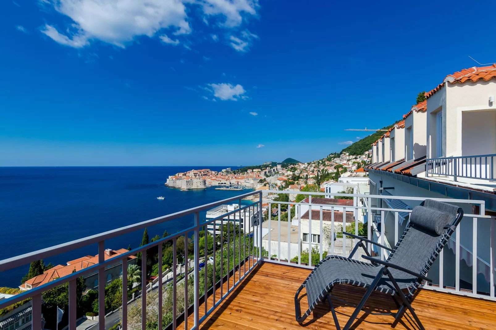 Amorino of Dubrovnik Apartment - Two Bedroom Apartment with Terrace and Sea View (Apartment Ruzmarin)-Vue