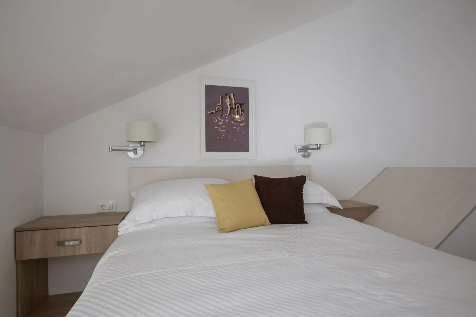 Amorino of Dubrovnik Apartments - One Bedroom Apartment with Balcony and Sea View (Apartment Maslina)-Schlafzimmer