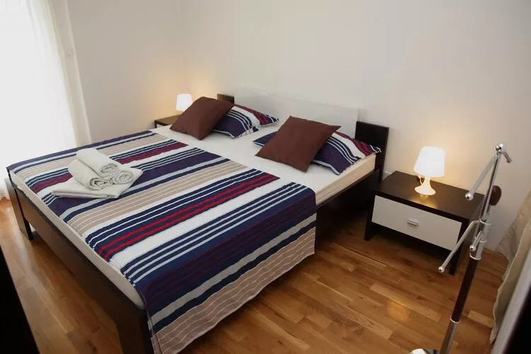 Apartment Toma (ST) - Comfort Two Bedroom Apartment with Terrace and Sea View (A2 - gornji)-Bedroom
