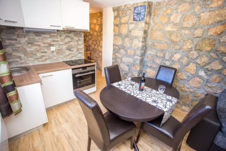 Apartment Any - One Bedroom Apartment with Terrace and Sea View-Küche