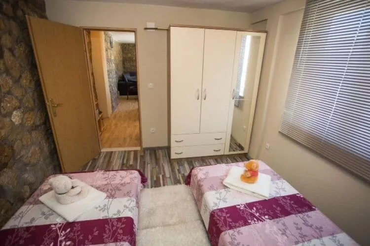 Apartment Any - One Bedroom Apartment with Terrace and Sea View-Schlafzimmer