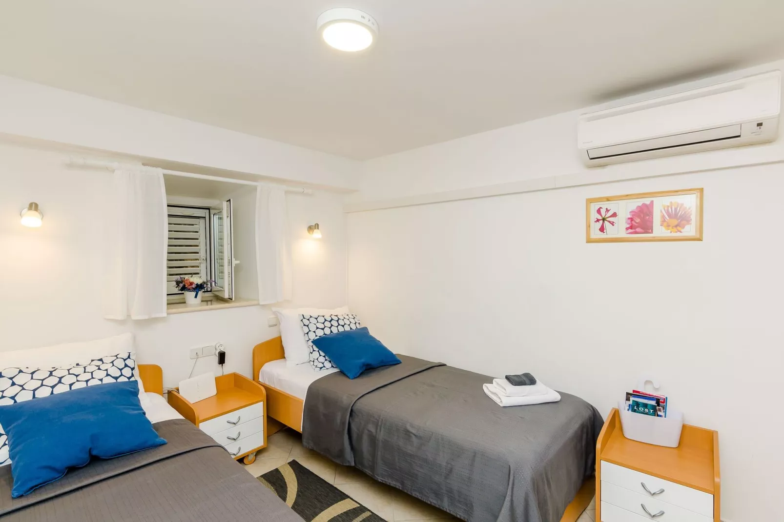 Apartment Domix - Two Bedroom Apartment-Schlafzimmer