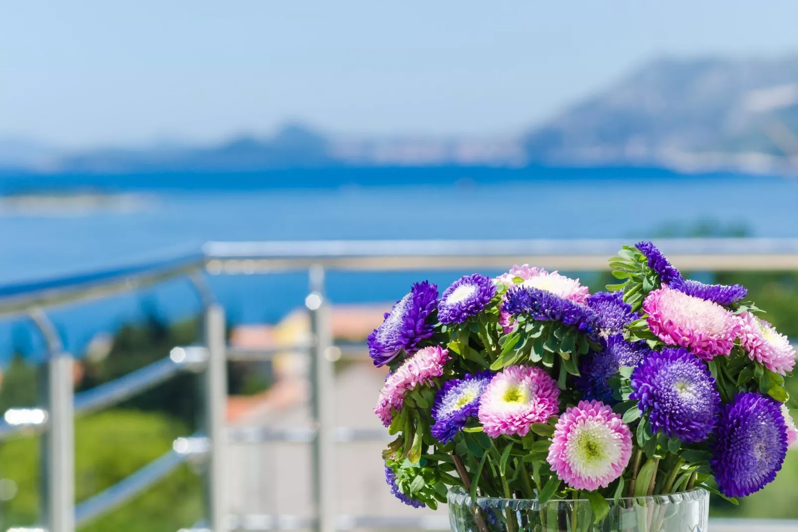 Apartment Feel Phili - Two Bedroom Apartment with Balcony and Sea View-Terrace balcony