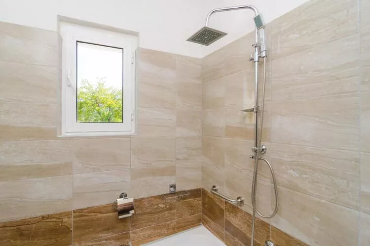 Villa Dalmatian Gem - Two-Bedroom Villa with Terrace and Swimming Pool-Bathroom