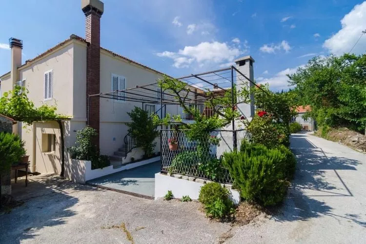 Villa Dalmatian Gem - Two-Bedroom Villa with Terrace and Swimming Pool-Outdoor