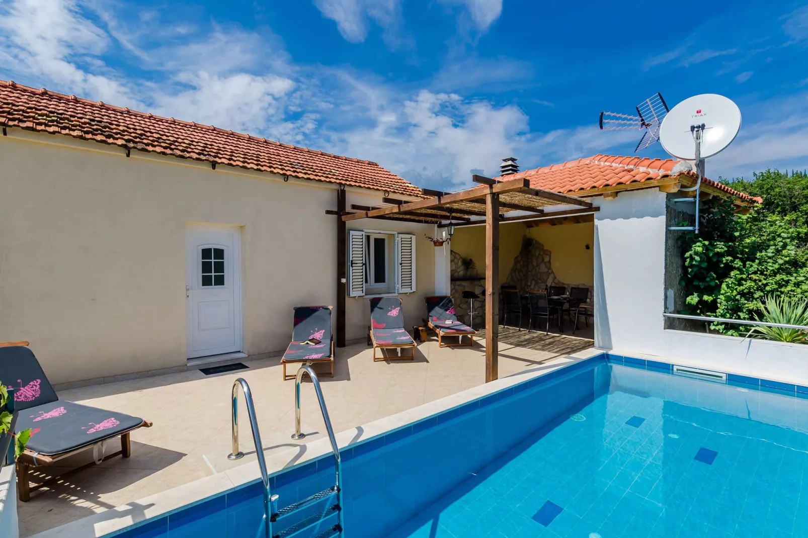 Villa Dalmatian Gem - Two-Bedroom Villa with Terrace and Swimming Pool-Pool