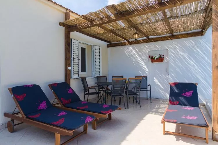 Villa Dalmatian Gem - Two-Bedroom Villa with Terrace and Swimming Pool-Terrace