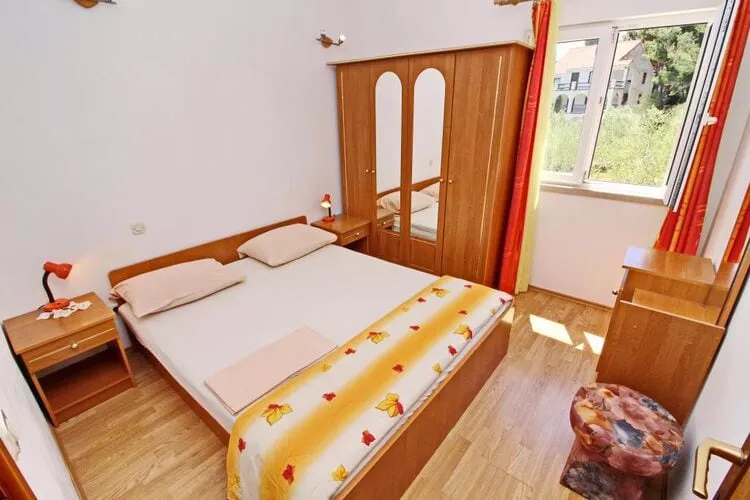 Apartments Veselka, Lumbarda - One Bedroom Apartment with Terrace and Sea View (Apt 4)-Bedroom