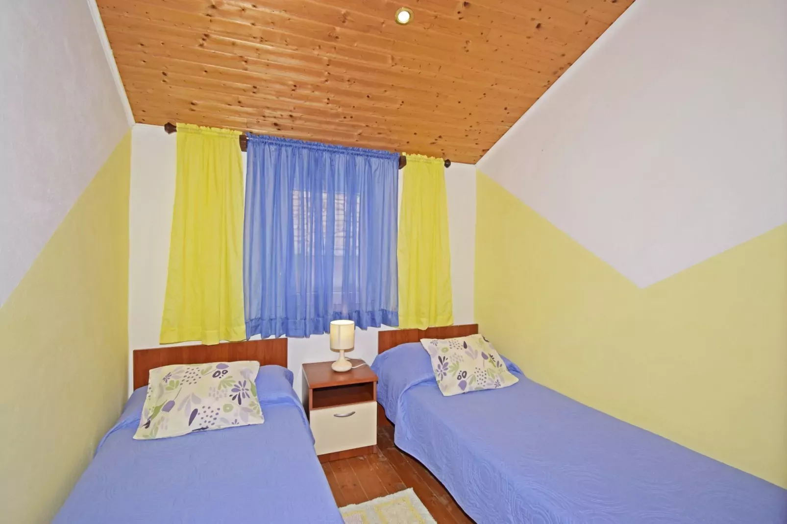 Stone House Blaca - Two Bedroom Stone House with Terrace and Sea View-Bedroom
