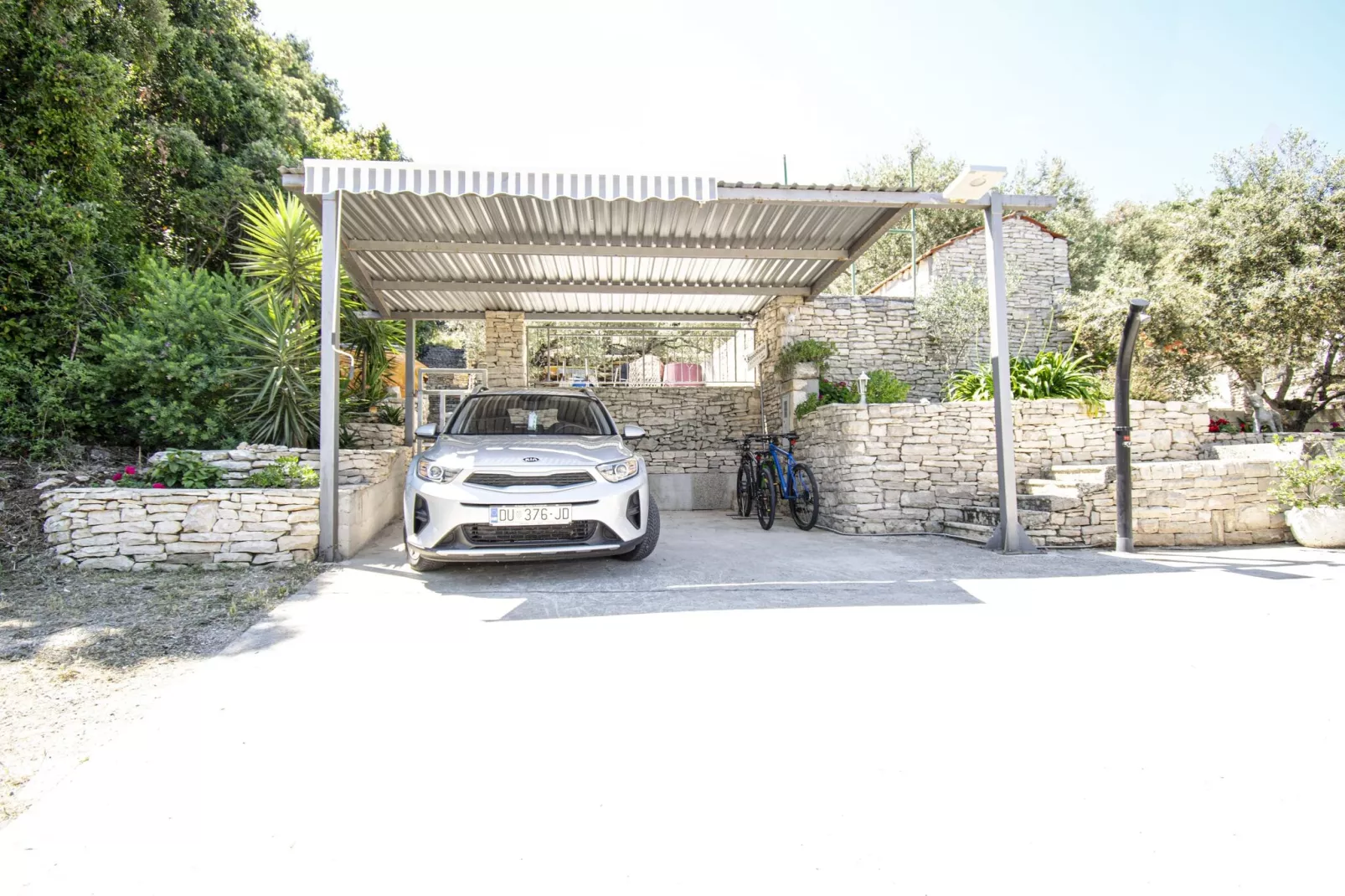 Stone House Blaca - Two Bedroom Stone House with Terrace and Sea View-Outdoor