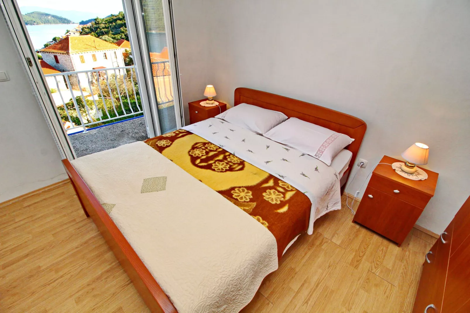 Apartments Nodilo - One Bedroom Apartment with Balcony and Sea View (Apt 1)-Schlafzimmer