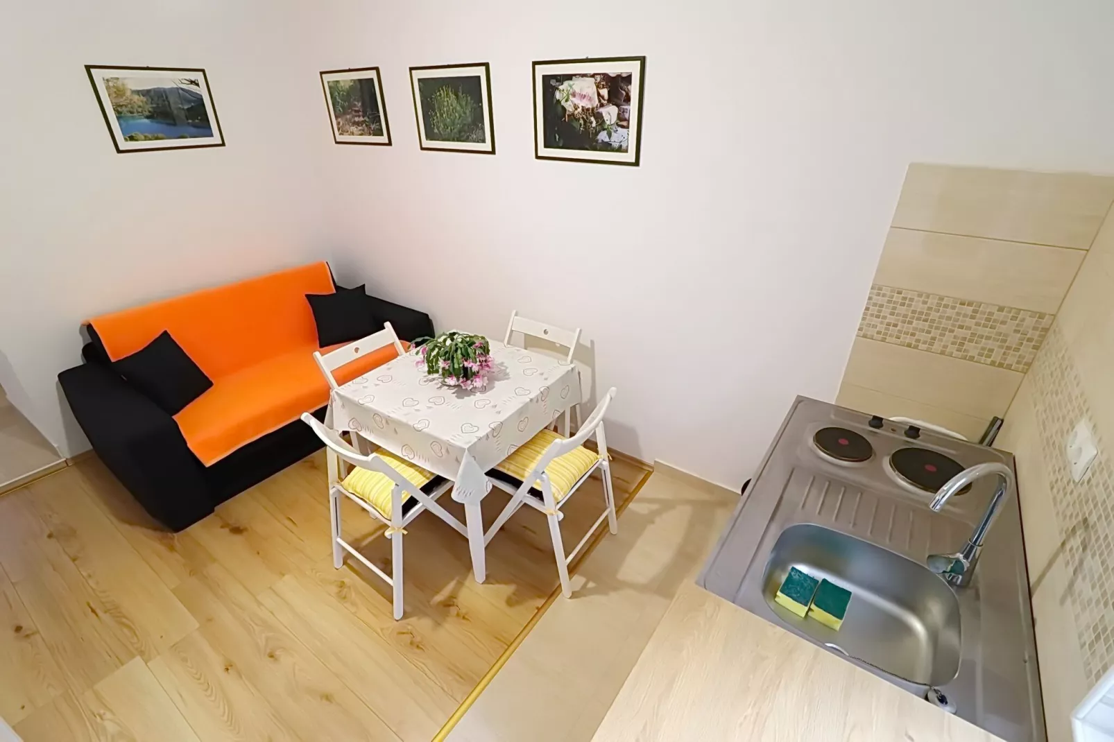 Apartments Nodilo - Comfort One Bedroom Apartment with Balcony and Sea View (Apt 3)-Indoor