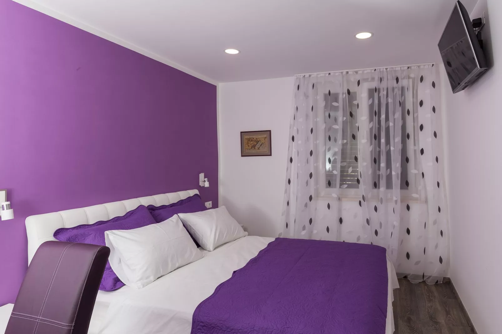 Apartment H&D - Two Bedroom Apartment with Balcony and Sea View-Bedroom