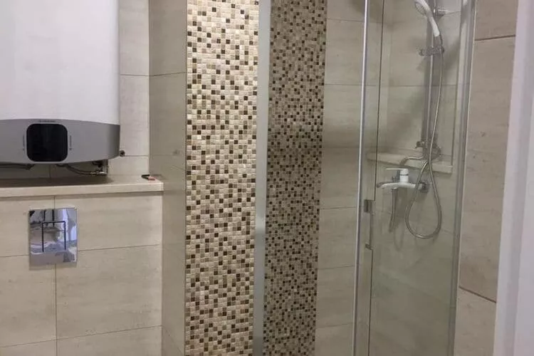Apartment H&D - Two Bedroom Apartment with Balcony and Sea View-Bathroom