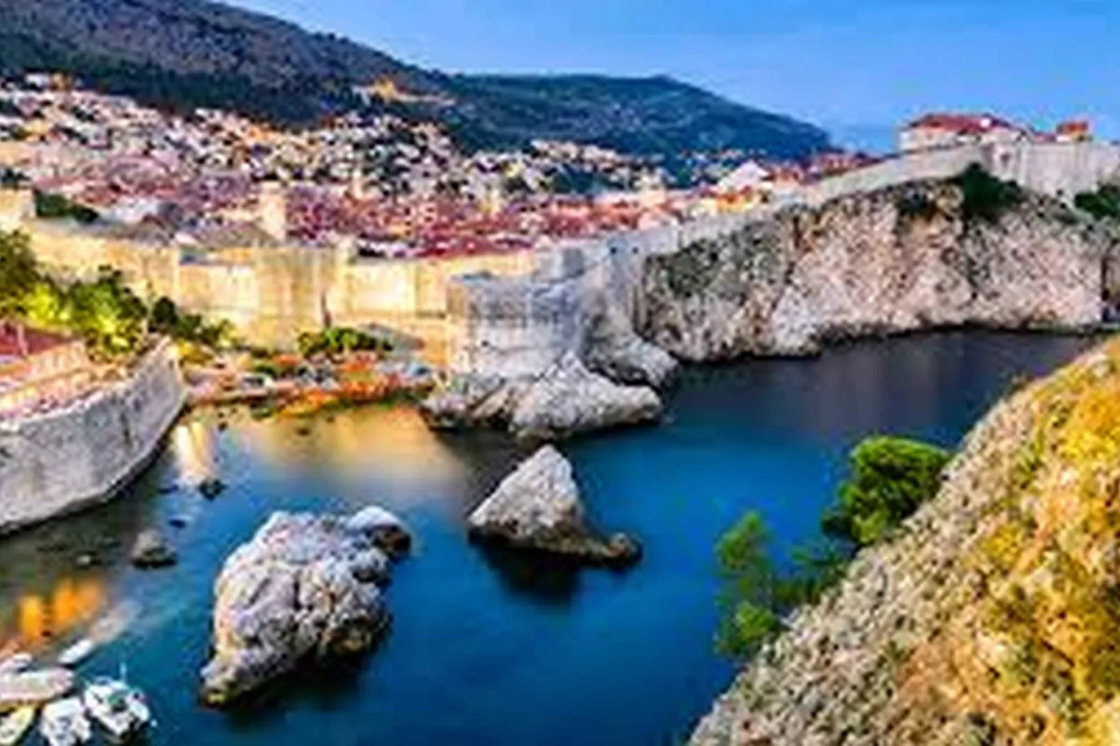 Dubrovnik Sweet House - Superior Double Room with Old Town Roofs View (SOBA 2)-Vue