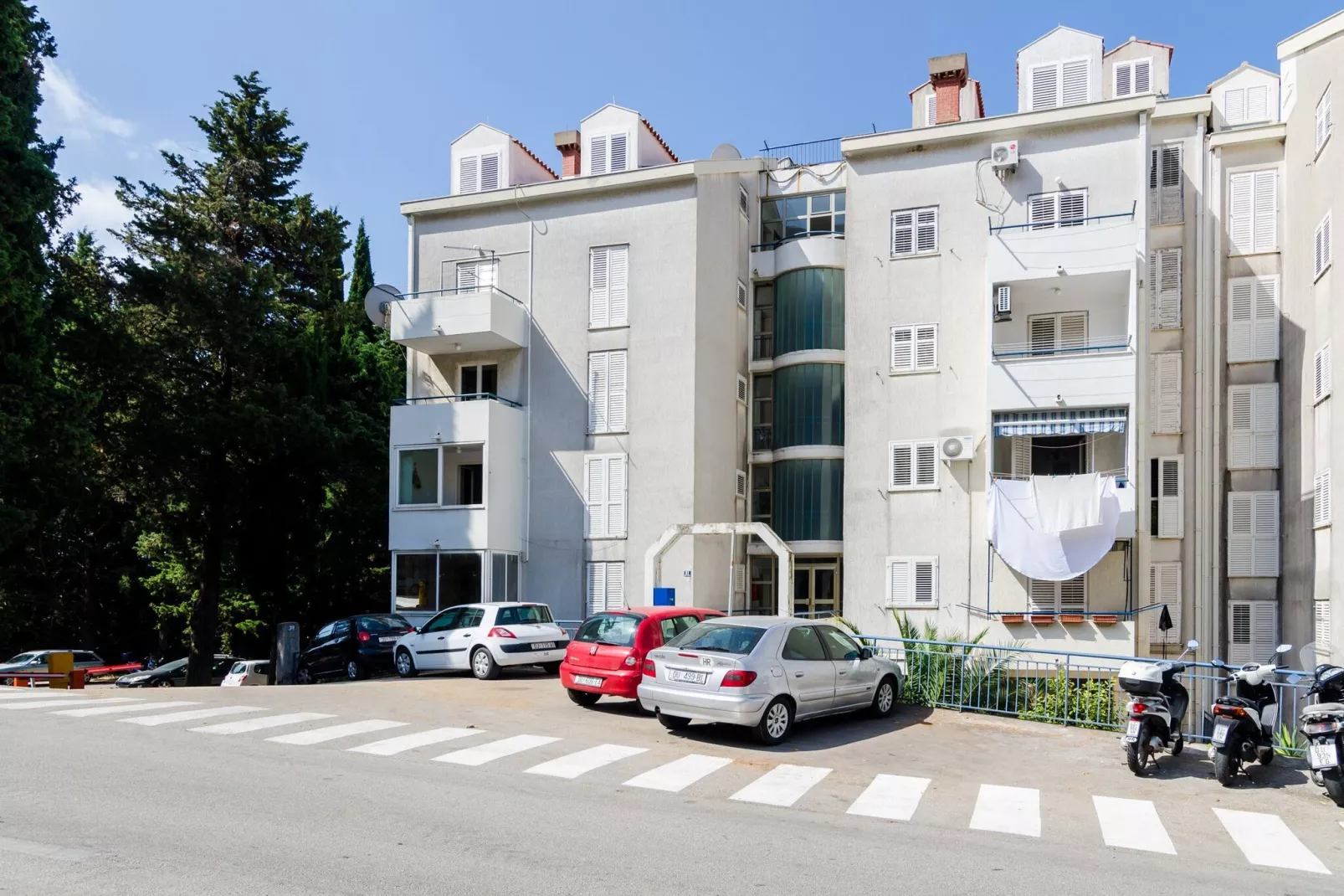 Apartment South Side - Studio Apartment with City View-Outdoor
