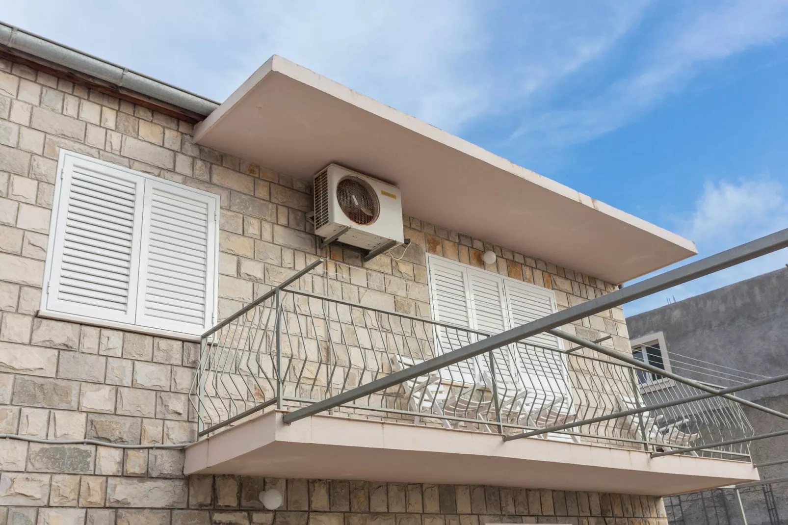 Apartments Oleander Sea View - Three Bedroom Apartment with Terrace and Sea View (Veliki)-Outdoor