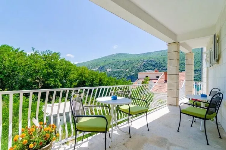 Apartments Peco - Three Bedroom Apartment with Balcony and Sea View-Balcon-terrasse