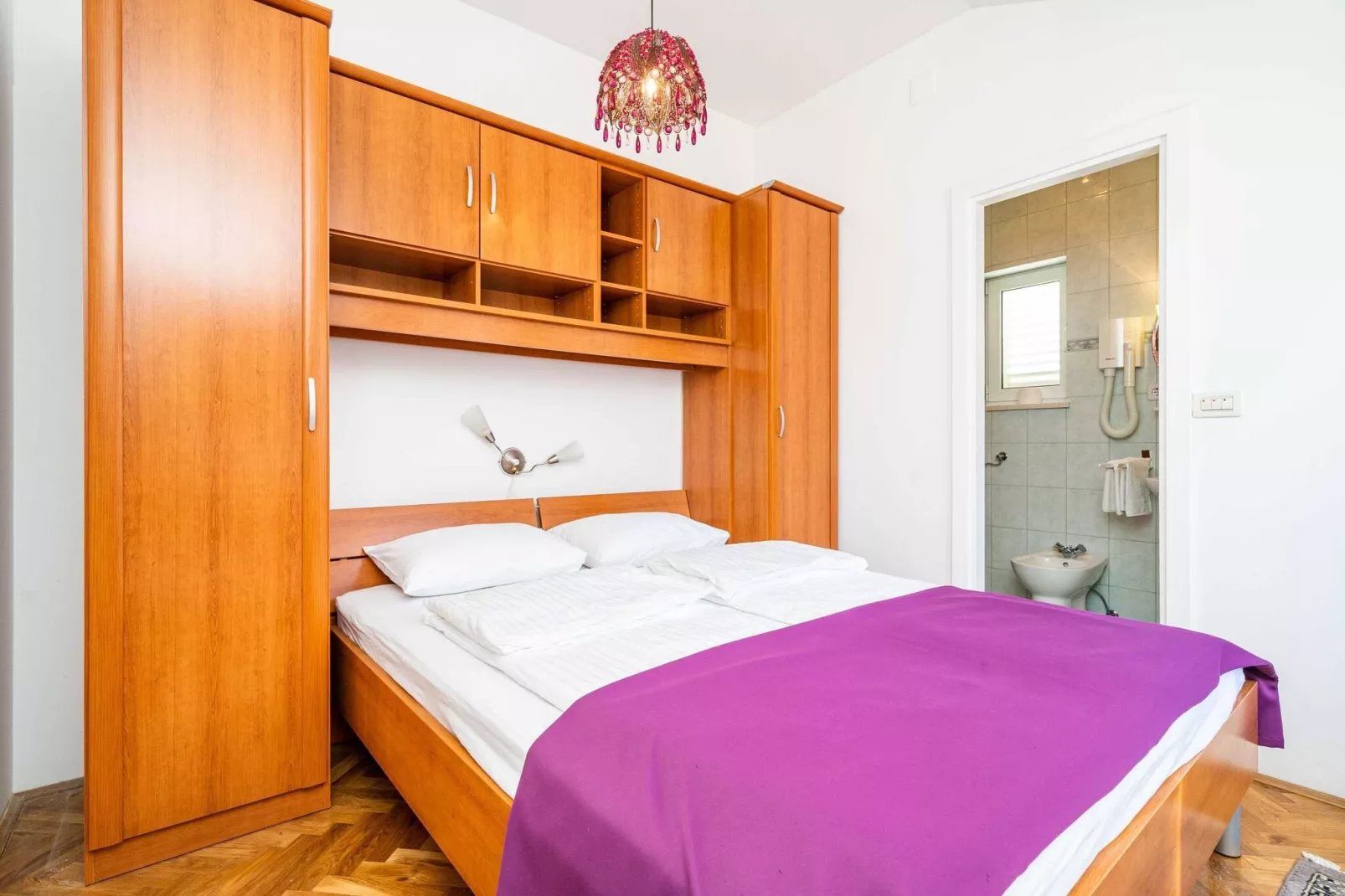 Apartments Peco - Studio Apartment with Balcony and Sea View-Chambre
