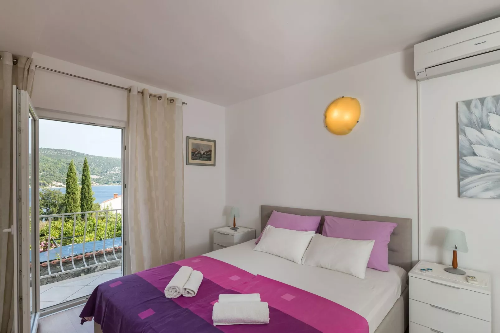 Apartments & Room Eva Slano - One Bedroom Apartment with Terrace and Sea View ( Srednji )-Chambre