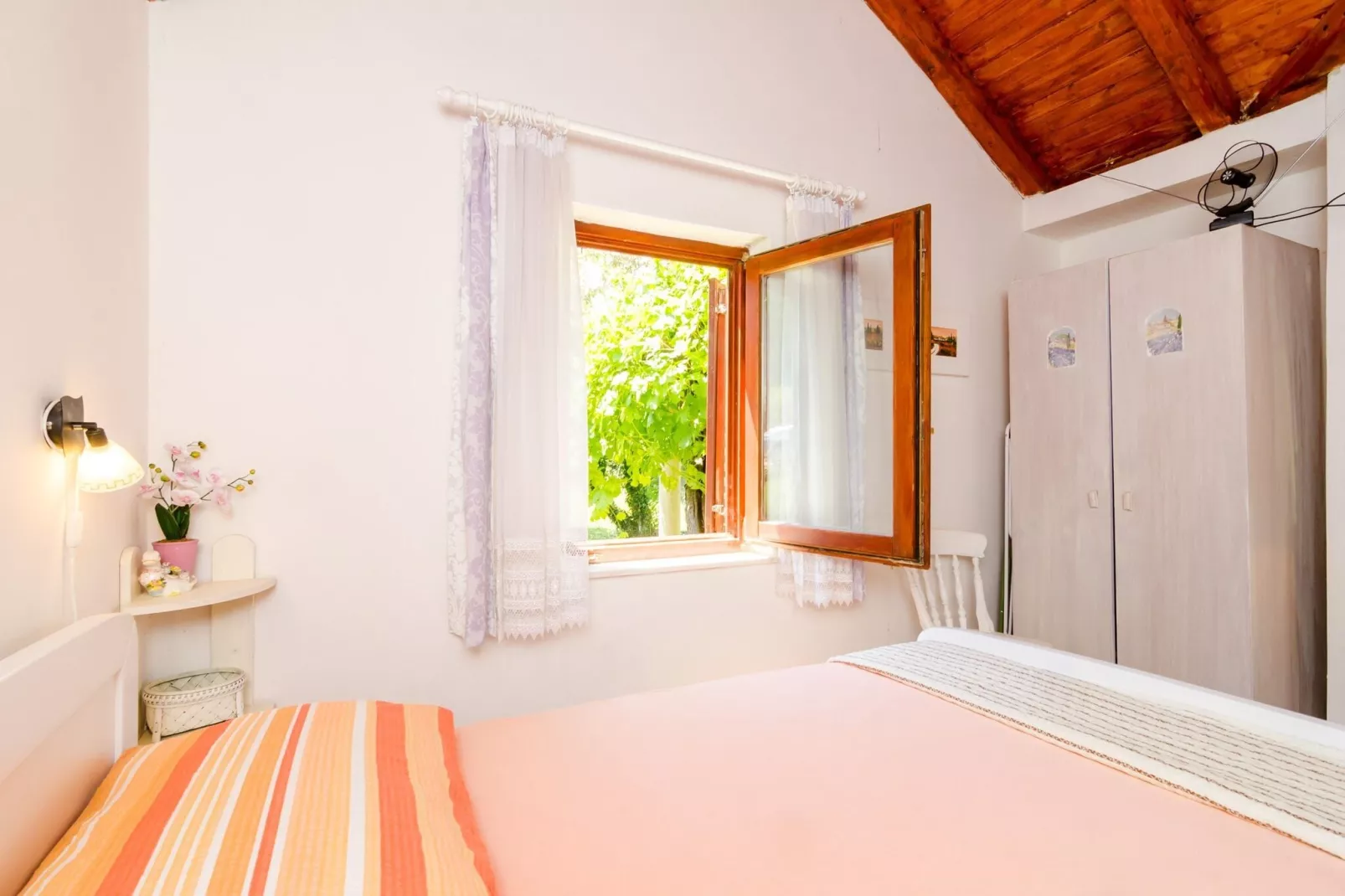 Holiday Home Kamenice - One Bedroom Holiday Home with Terrace-Schlafzimmer