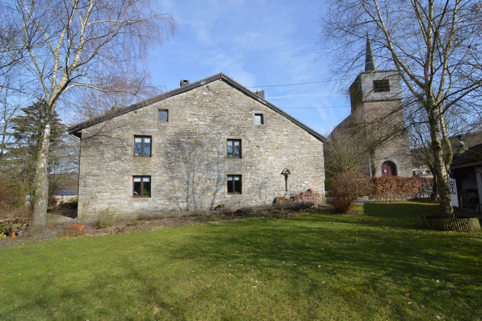 Le Clos St Isidore-Außenbereich Sommer