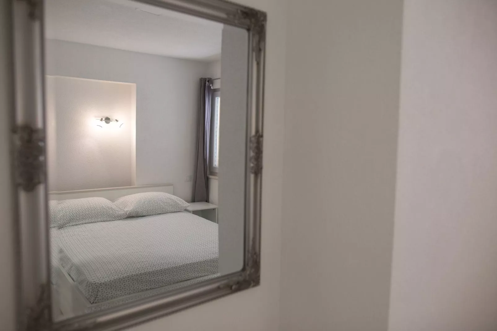 Serious Job Apartment - One Bedroom Apartment with Shared Terrace (veći)-Schlafzimmer