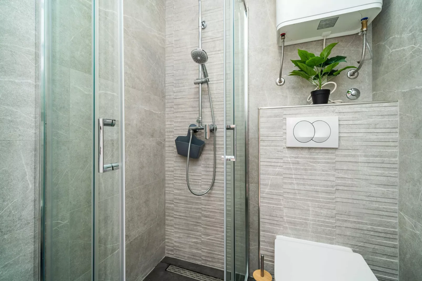 Apartment & Rooms Papa - Studio Apartment with Balcony and Partial Sea View-Bathroom